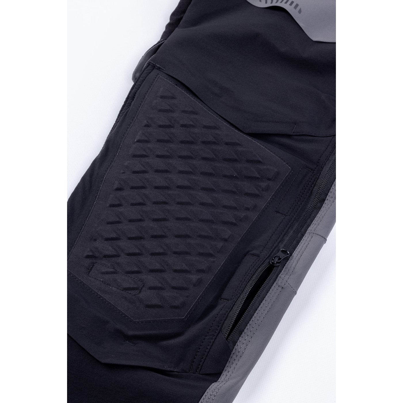 Mascot Custom Trousers with kneepad pockets