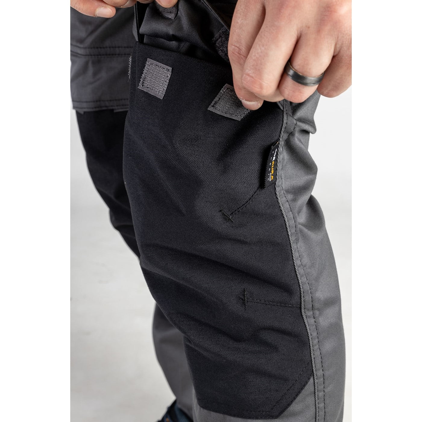Caterpillar Essentials Stretch Knee Pocket Trouser